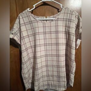 Plaid Women's Top in Cream and Black